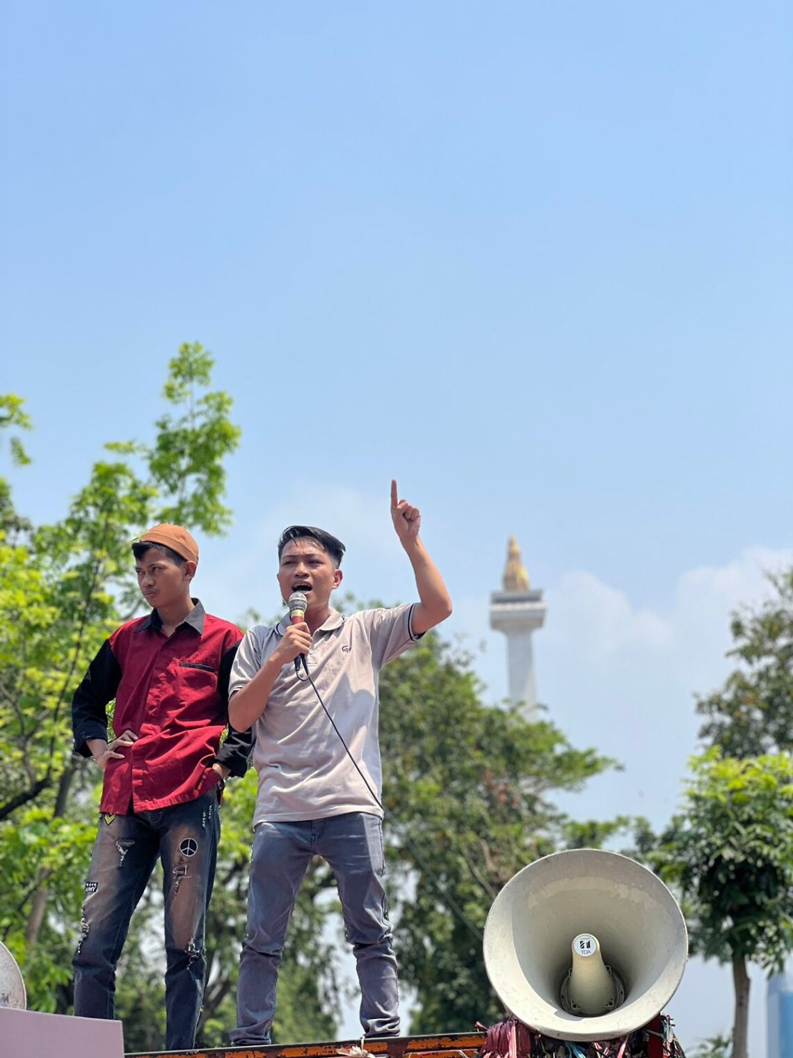 Komando Sultra, IUP PT. Mining Maju di Kolaka Utara Diduga Fiktif 10 Ketua Komando Sultra saat orasi