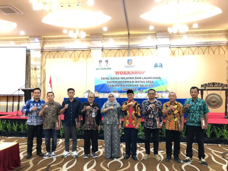 Pemda Konsel saat melaksanakan workshop tapal batas