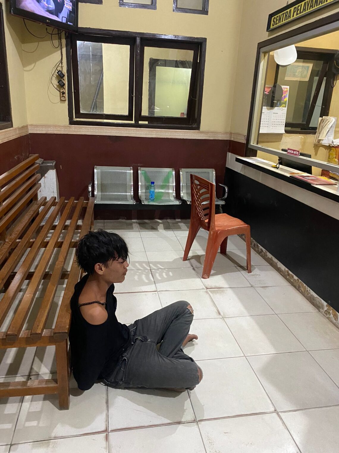 Polresta Kendari Amankan Pelaku Pengancaman di Perempatan MCD 10 Pelaku usai diamankan personil Polresta Kendari