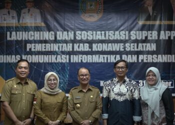 Foto bersama Pemkab Sumedang usai launching dan sosialisasi Super App Pemkab Konsel