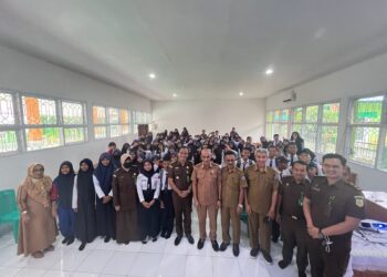 Penyuluhan hukum di SMPN 4 Kendari