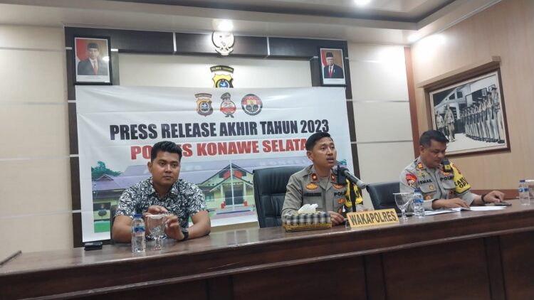 Polres Konsel saat gelar rilis akhir tahun