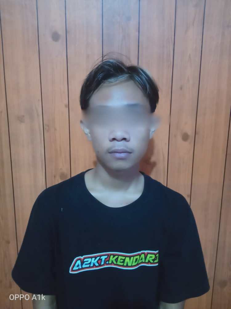 Pelaku SDI saat diamankan Polisi