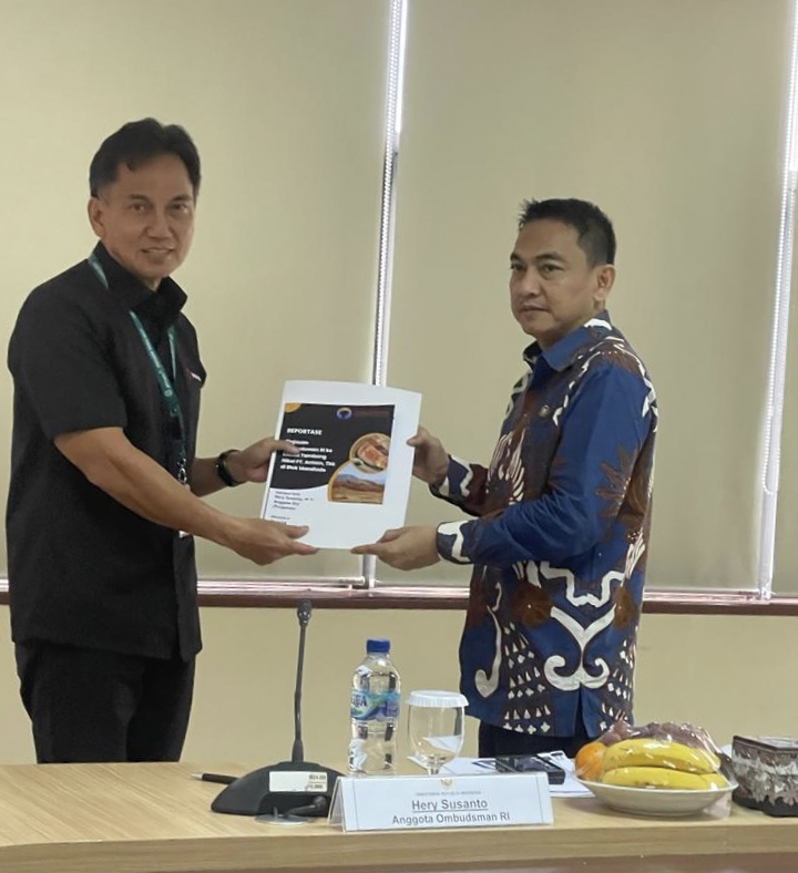 Bapak Hery Susanto, M.Si (Anggota Ombudsman RI) dalam Penyampaian Hasil Tinjauan Lapangan Ombudsman RI di Lokasi Tambang Nikel PT Antam, Tbk Blok Mandiodo Kecamatan Malowe, Kabupaten Konawe Utara, Provinsi Sulawesi Tenggara. Di Gd Ombudsman RI. Jakarta, Selasa, 23 Januari 2024. Hadir Bapak Niko Kanter (Dirut PT Antam, Tbk)