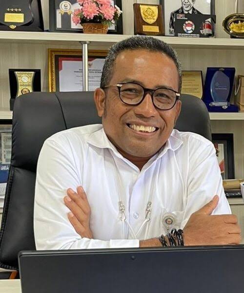 Rekto UHO, Prof Muhammad Zamrun Firihu