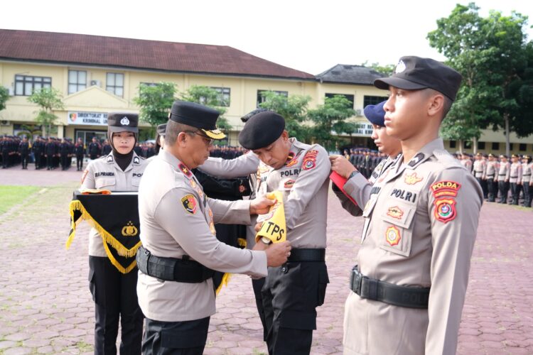 Wakapolda Sultra, Brigjen Pol Dwi Iriyanto S.I.K., M.Si saat melaksanakan cek sarpras personel