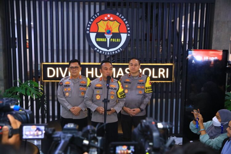 Kepala Divisi Humas Polri Irjen Pol Sandi Nugroho saat Konfrensi Pers