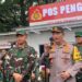 Panglima saat bersama Kapolri melakukan pengecekan TPS