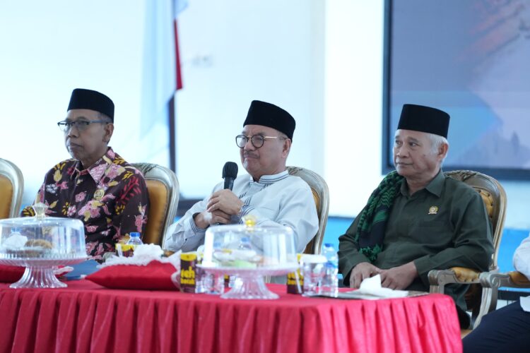 Bupati Konsel, H. Surunuddin Dangga saat memimpin rapat persiapan MTQ ke-XVIII Tahun 2024