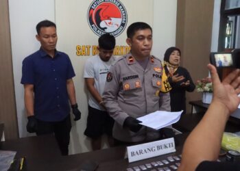 Polresta Kendari saat menggelar konfrensi pers pengungkapan narkoba, disampaikan oleh Kasi Humas, IPDA Hariddin, SH