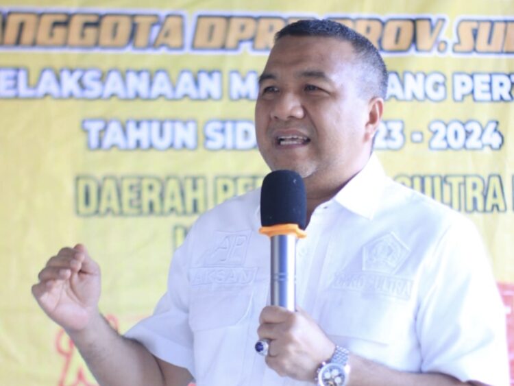 Aksan Jaya Putra (AJP) di salah satu kesempatan Reses Kota Kendari