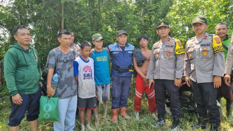 Empat warga hilang saat berhasil ditemukan oleh Polsek Mowila dan warga