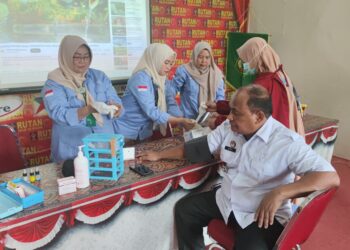 Rutan Unaaha gandeng RSUD gelar donor darah sambut peringatan Hari Bhakti Pemasyarakatan (Kemenkumham Sultra)