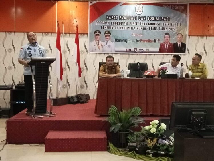 Bupati Konut Ruksamin saat membuka kegiatan Rakor MCP dan SPI