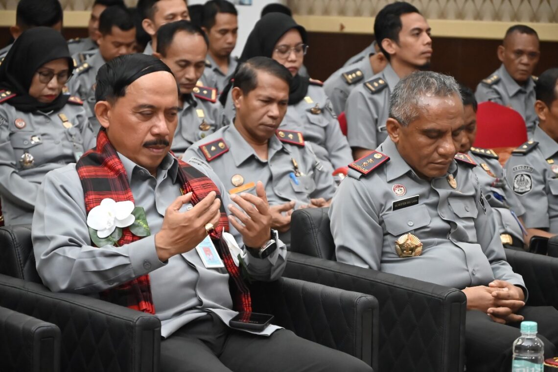 Staf Ahli Menteri Bidang Politik dan Keamanan Kemenkumham, Ibnu Chuldun saat Kunker di Kanwil Sultra