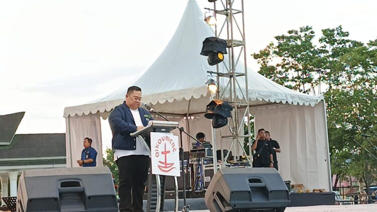 Ketua Panitia Kenaikan Yesus Kristus, Anton Timbang