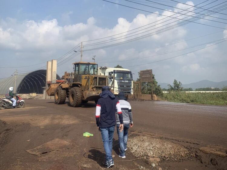 Objek tanah sengketa dimaksud yang dimenangkan oleh warga