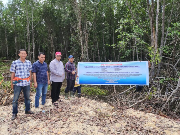 Objek lahan seluas 11 hektare yang merupakan milik 7 warga Desa Landipo