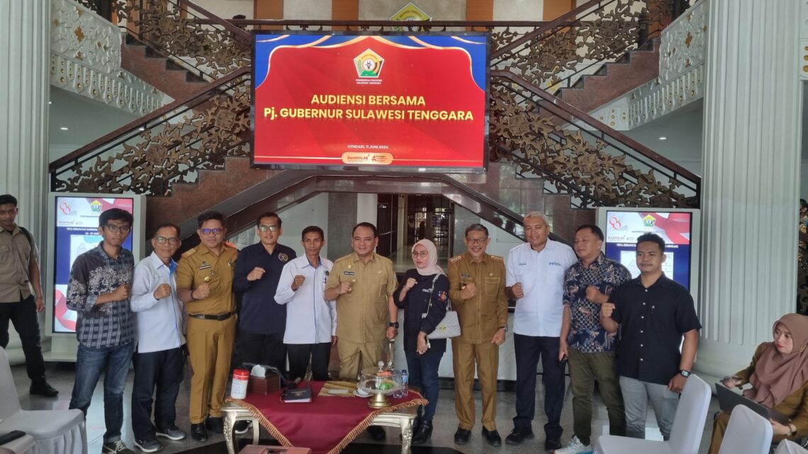 PJ Gubernur Sultra Support PWI Ikut Porwanas di Banjarmasin 10 Pj Gubernur saat menerima audiens dengan PWI Sultra
