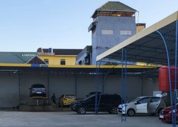 Pencucian Go Carwash & Coffee di Jalan Abunawas, Kota Kendari