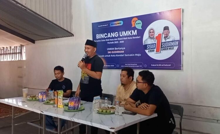 Sudirman saat bincang santai dengan para pelaku UMKM