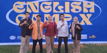 KI Sultra bersama mahasiswa UHO pada English Camp 2024