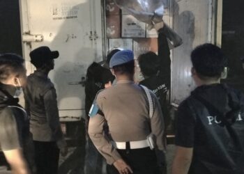 Patroli rutin KRYD Polsek KPK Kolaka disekitar Pelabuhan Fery