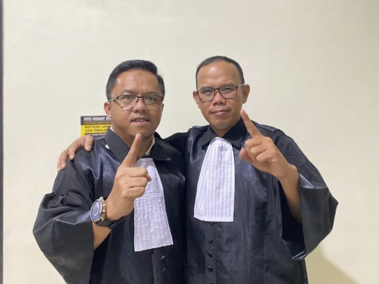 Tim kuasa hukum Beramal, Andri Alman Assigaf, SH dan Gunawan Wibisono, SH