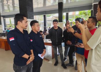 Sekertaris Tamalaki Sultra, Zainul memberikan keterangan kepada wartawan