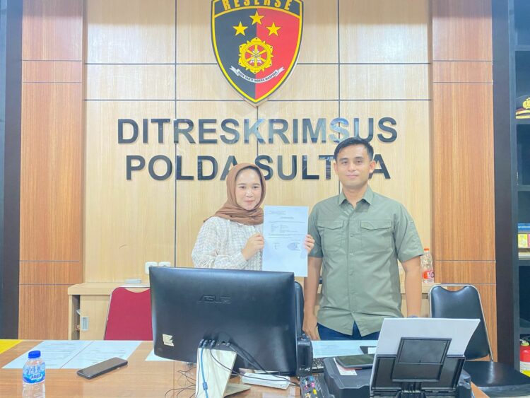 Anggota DPRD Konsel, Nilda saat melapor ke Polda Sultra