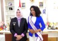 Wali Kota Kendari, Siska Karina Imran bersama finalis Puteri Indonesia perwakilan Sultra, Lidyana Nono