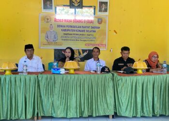 Anggota DPRD Konsel, Nilda, S.Pt saat reses di Desa Lalonggombu