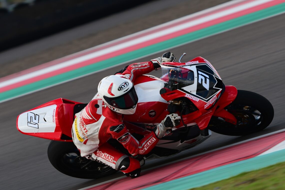 Pembalap CBR yang merupakan binaan Astra Honda Motor (AHM)