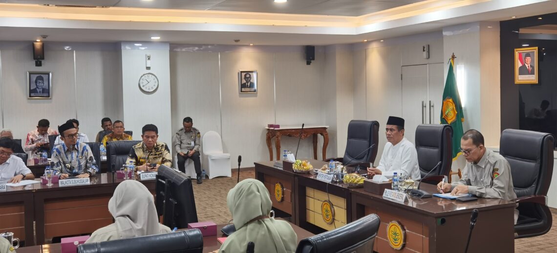 Berikut Sejumlah Program Strategis Akan Digelontorkan Kementan Untuk Konsel? 10 Audiensi Pemkab Konsel bersama Kementan terkait potensi besar Konsel di bidang pertanian