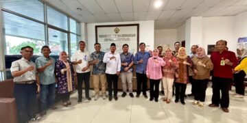 Wali Kota Kendari, Sudirman di Kantor BPK Sultra membahas hasil pemeriksaan laporan keuangan Pemkot Kendari tahun 2024
