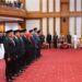 Gubernur Sulta, Mayjen TNI (Purn) Andi Sumangerukka melantik sejumlah Pejabat Eselon II lingkup Pemprov Sultra