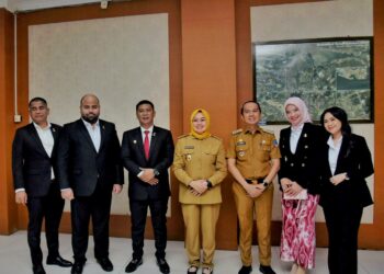 Wali Kota Kendari, Siska Karina Imran saat menghadiri pelantikan pengurus HIPMI Sultra