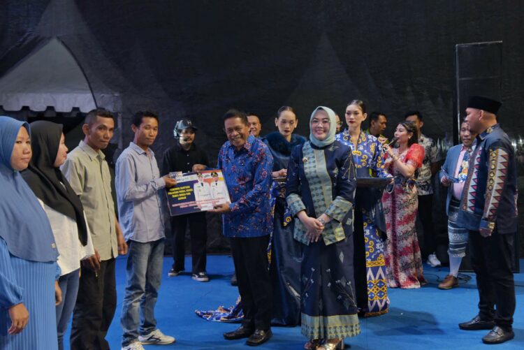 Rangkaian penutupan acara HUT Kendari ke 194
