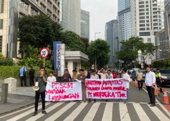 Perantara saat geruduk Kantor PT SCM di Jakarta