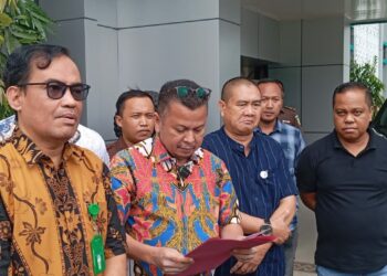 Aspidsus Kejati Sultra, Iwan Catur Karwayan didampingi Kasi Penkum, Dody terkait korupsi pertambangan Kolut