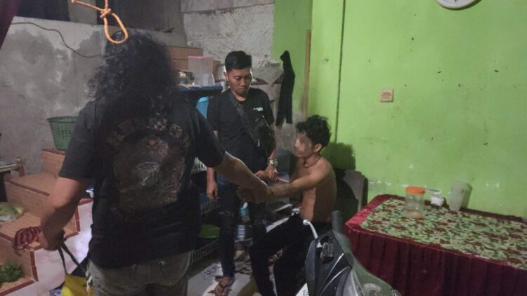 Pelaku pencurian saat ditangkap Polres Kolaka
