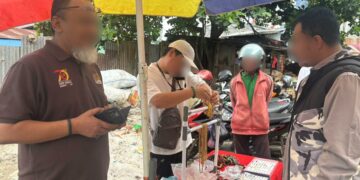 2 WNA asal Tiongkok saat diamankan Imigrasi Kendari