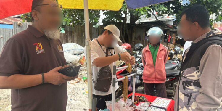 2 WNA asal Tiongkok saat diamankan Imigrasi Kendari
