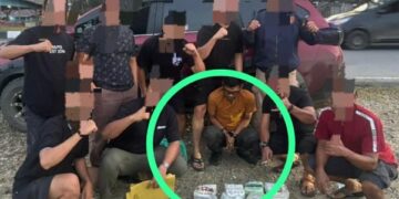 Polda Sultra saat mengamankan Bambang bersama barang bukti Narkoba jenis Sabu seberat 7 Kg