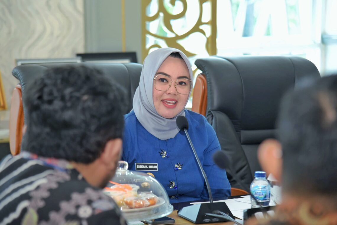 Pimpin Exit Meeting, Wali Kota Kendari Siap Tindaklanjut Rekomendasi BPK, Target WTP 10 Wali Kota Kendari, Siska Karina Imran pimpin Exit Meeting bersama BPK