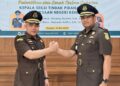 Sertijab Kejari Kendari, dari pejabat lama Enjang Slamet, SH.,MH kepada pejabat baru Marwan Arifin, SH.,MH sebagai Kasipidsus