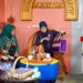 Ketu Dekranasda Kota Kendari, Shintya Putri Anawula Sudirman, saat melakukan kunjungan ke sejumlah pelaku UMKM dan rumah industri kreatif