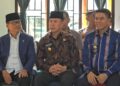 Mendes PDT, Yandri Susanto bersama Gubernur Sultra menyaksikan langsung pembentukan Koperasi Merah Putih di Desa Rambu-rambu Jaya, Konsel, Foto: Nardin Muis