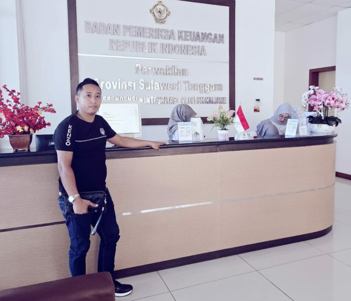 Pengadaan Bibit Sawit di Kolono Konsel Diduga Ilegal, Kades dan Kontraktor Kongkalikong 10 Bupati LIRA Konsel, Surdiman