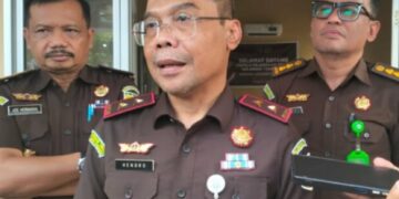 Hendro Dewanto saat masih menjabat Kajati Sultra